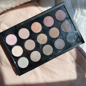 [mac] cool tone eyeshadow palette